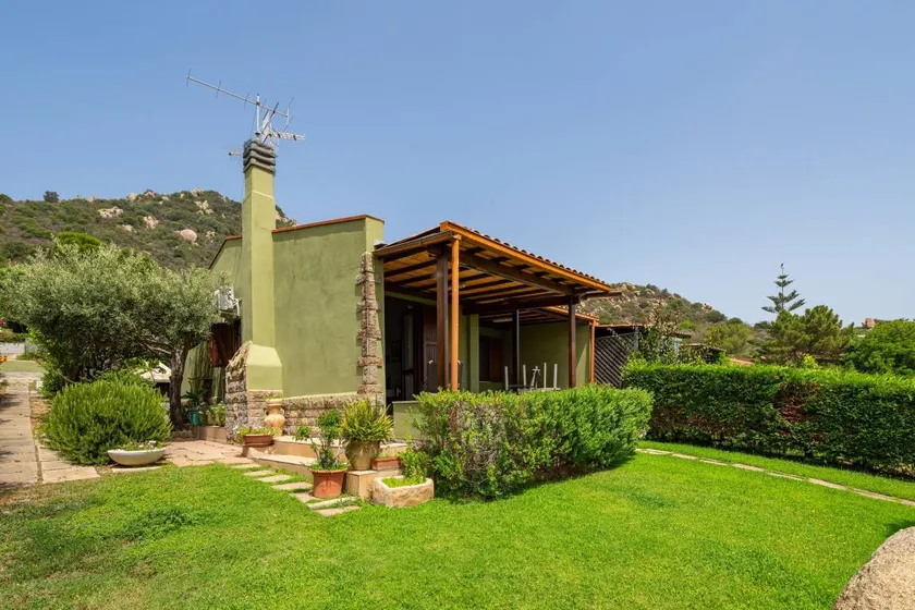 Maison de vacances conviviale et familiale avec terrasse, jardin et barbecue | Vue jardin - Image 1