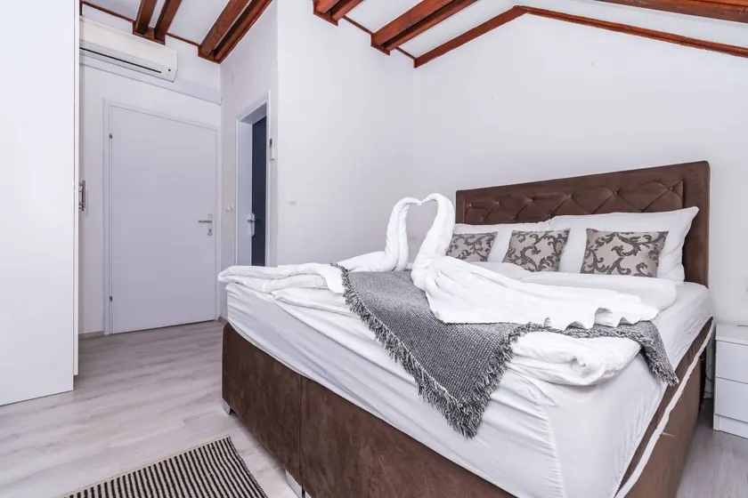 Private room - Image 1
