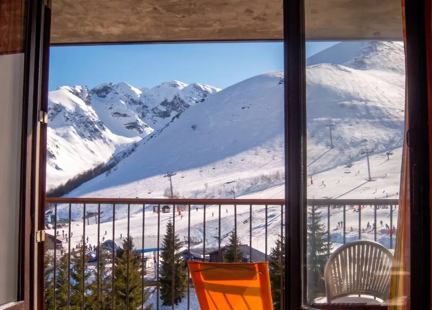 Holiday apartment | Mountain view | Ski nearby - Image 1