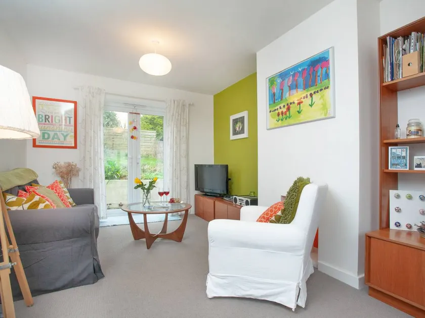 Children-friendly cottage with garden | River view | Pets are welcome - Image 1