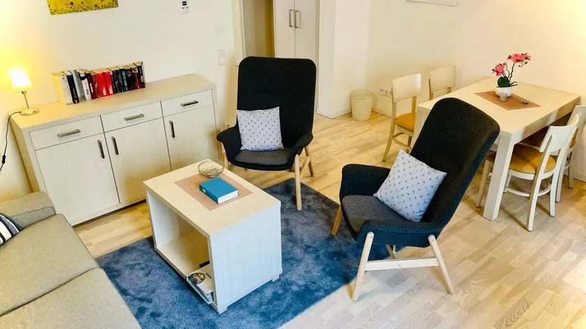 Family-oriented nice flat with terrace | Next to the beach - Image 1