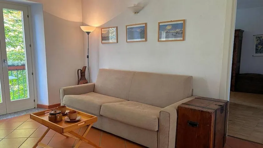 Flat with BBQ, pool & terrace - Image 1