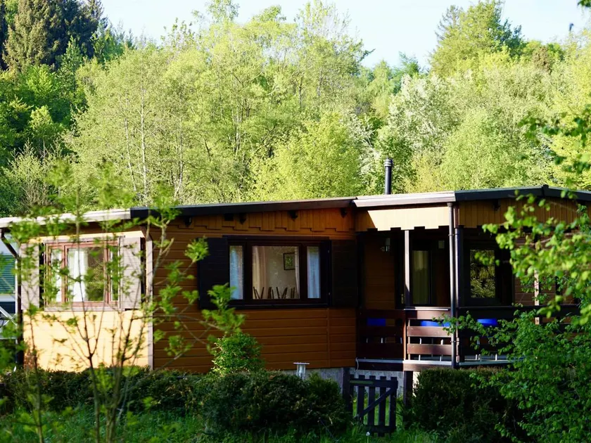 Nice mobile home with garden & terrace - Image 1