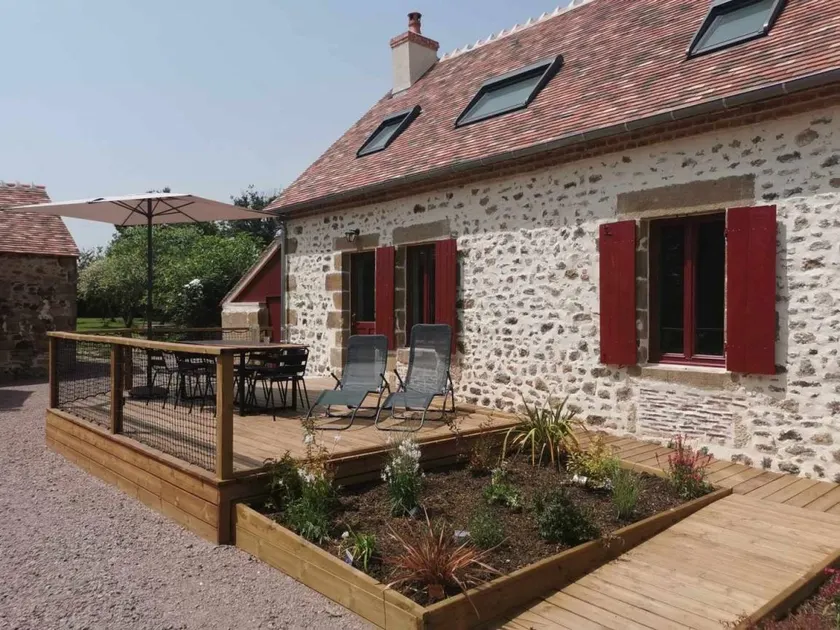 Gite with barbeque, garden & terrace - Image 1