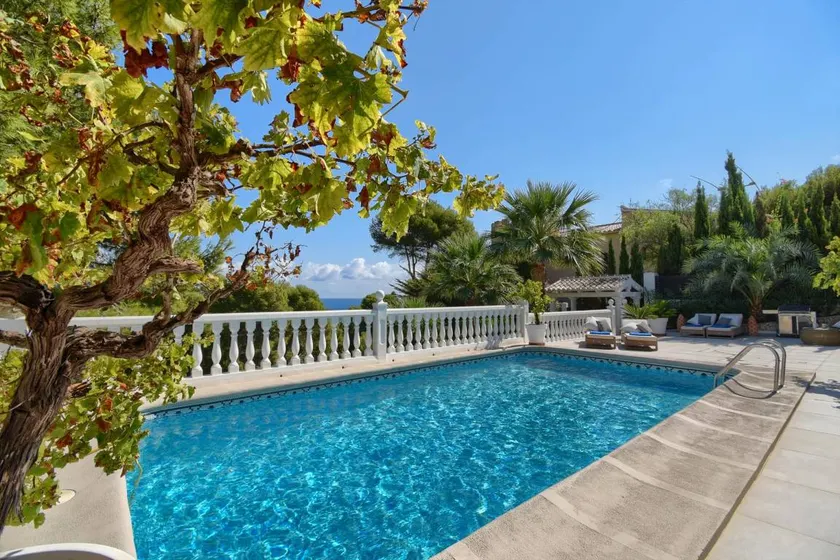 Geräumige Villa mit Terrasse und Garten | Nah am Strand - Image 1