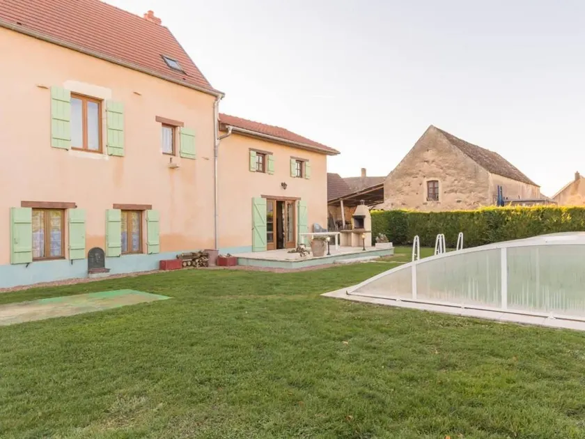 Cottage with private pool & barbecue - Image 1