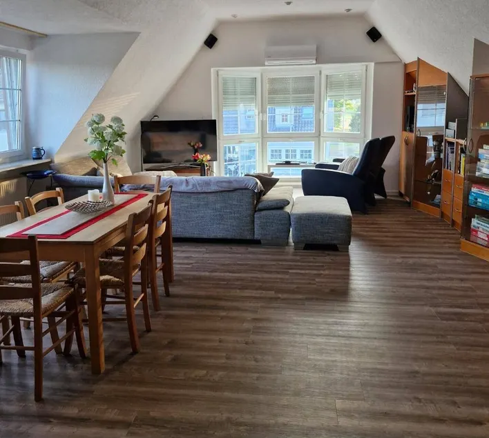 Children-friendly flat with pool & terrace | Garden view | Good for workation - Image 1