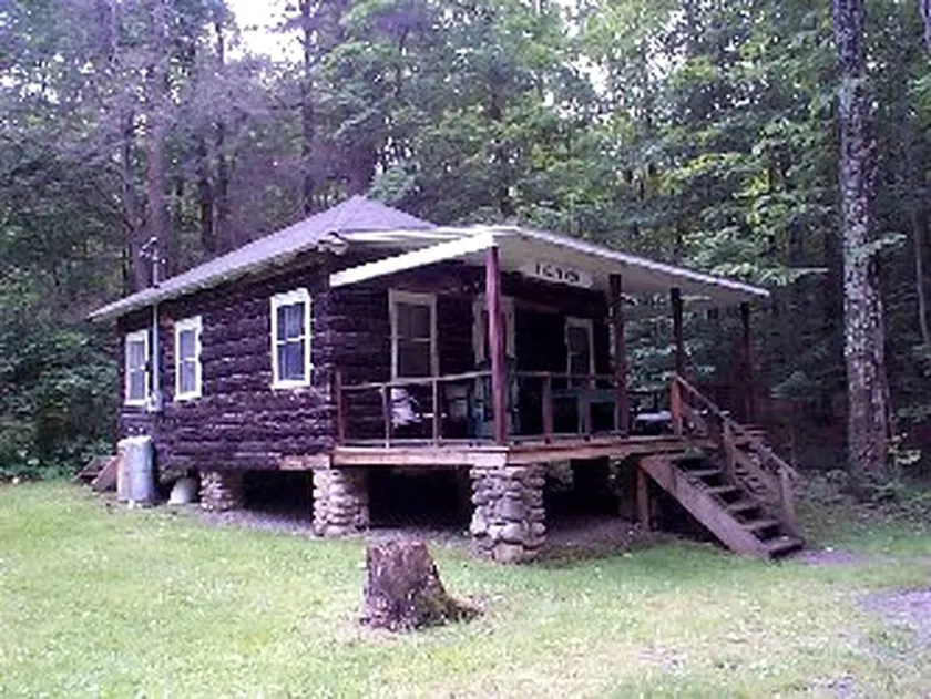 Beautiful Log Cabin Rental in Harveys Lake near Back Mountain, Pennsylvania - Image 1