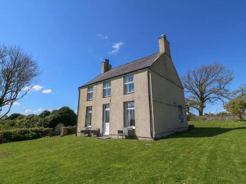 Fully equipped cottage with garden | Dogs allowed - Image 1
