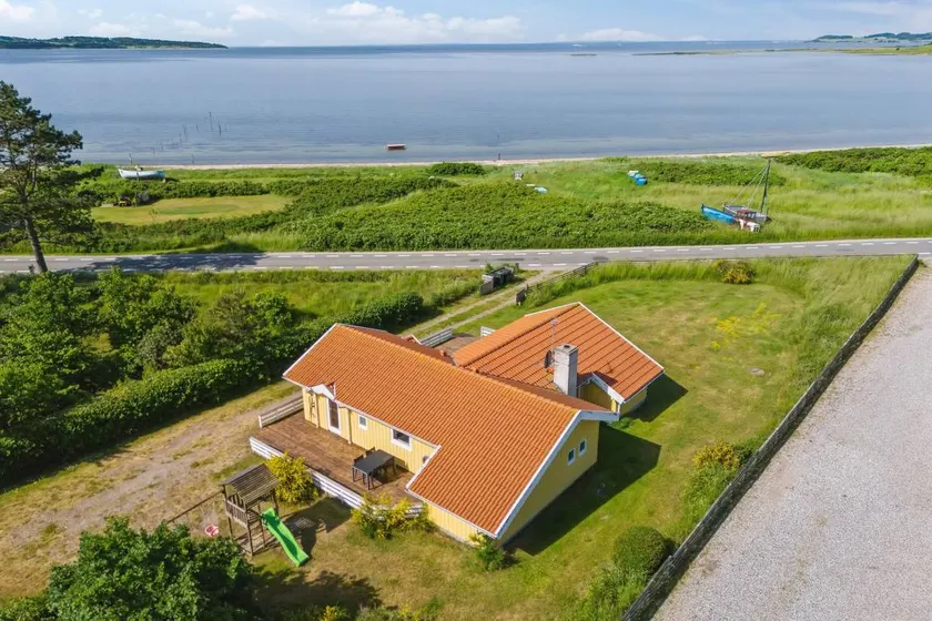 Summer House Sea View Beach and Nature, Summer House – Sea View, Beach, and Nature - Image 1