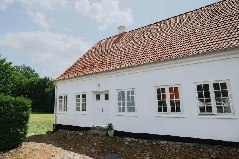 Letting with barbeque & garden - Image 1