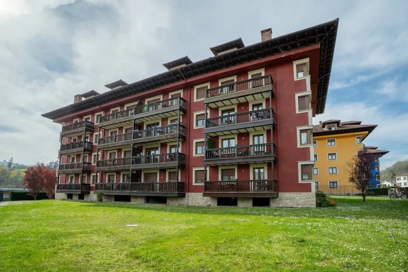 Appartement avec terrasse | Vue montagne - Image 1