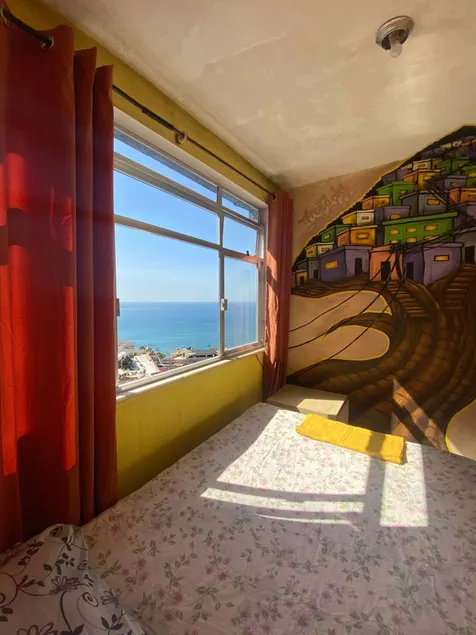 Hostel Alzira House - Image 1