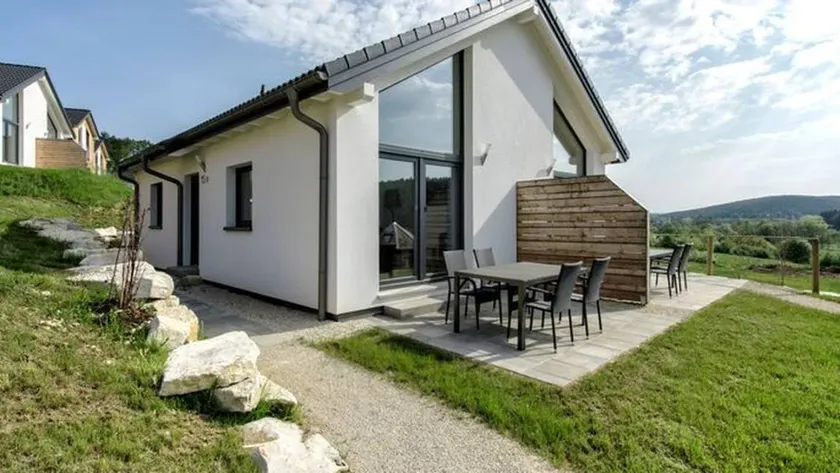 Encantadora casa apropiada para familias con barbacoa y terraza - Image 1