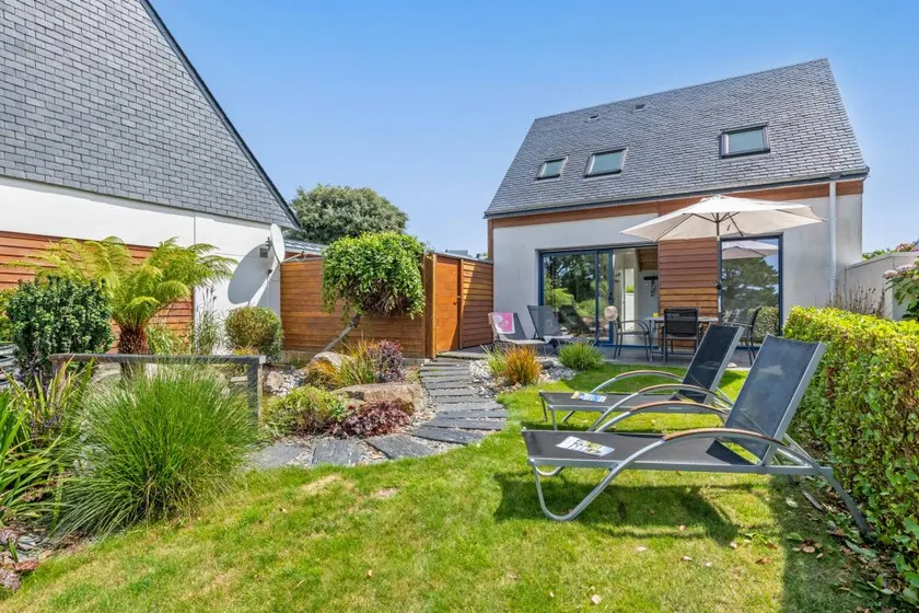 House with terrace, garden & BBQ | Garden view | Perfect for remote work - Image 1