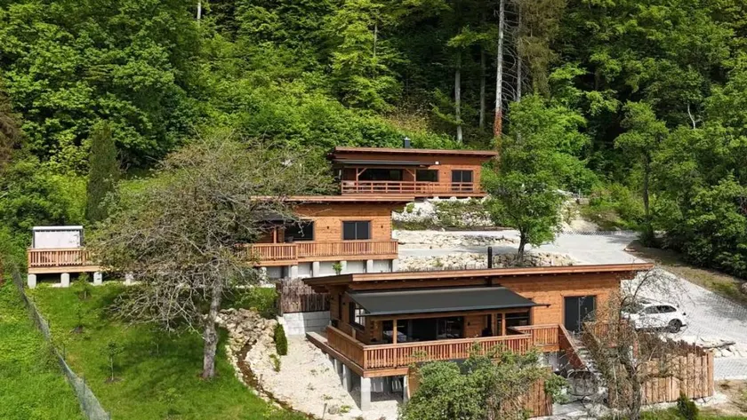 House with sauna, terrace & jacuzzi | Mountain view - Image 1