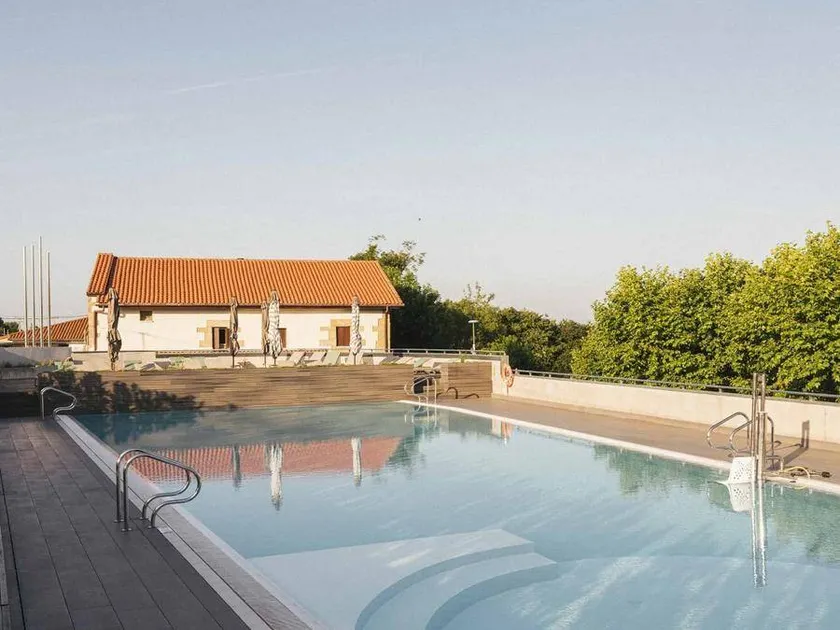 Mobil home avec piscine - Image 1