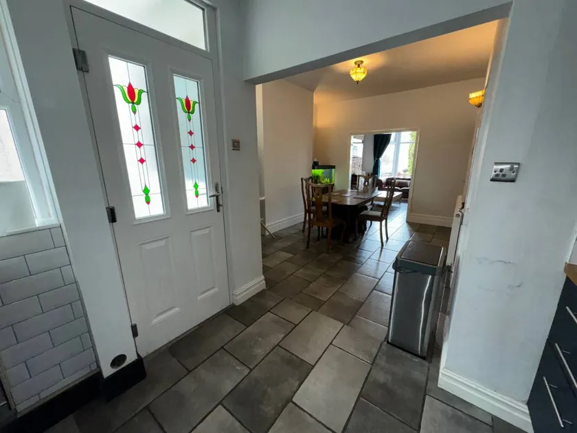 Family-friendly house with garden | Pets allowed - Image 1