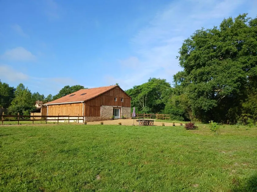Gite with garden & BBQ - Image 1