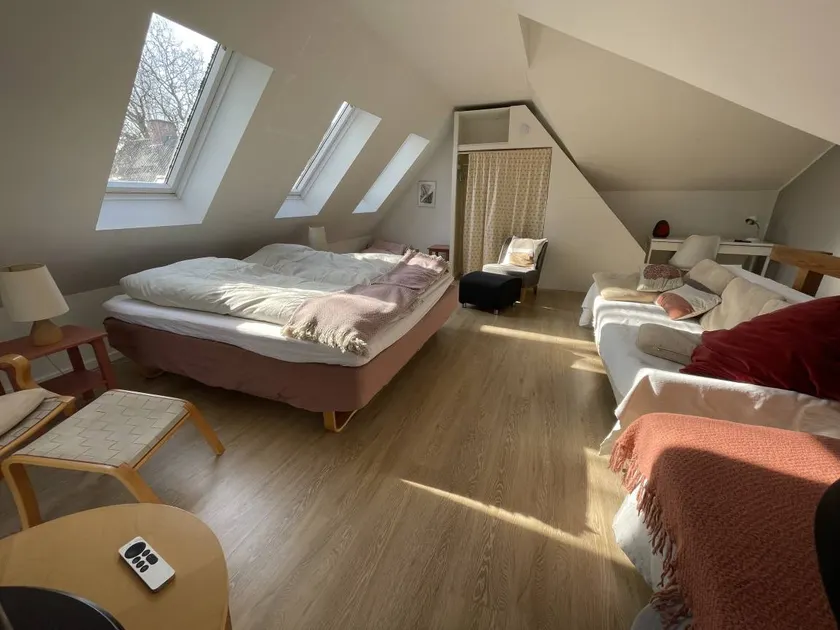 Furnished Home away from home - Image 1