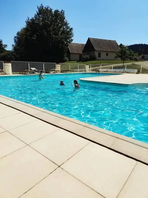 Fully equipped house with terrace & pool | Garden view - Image 1