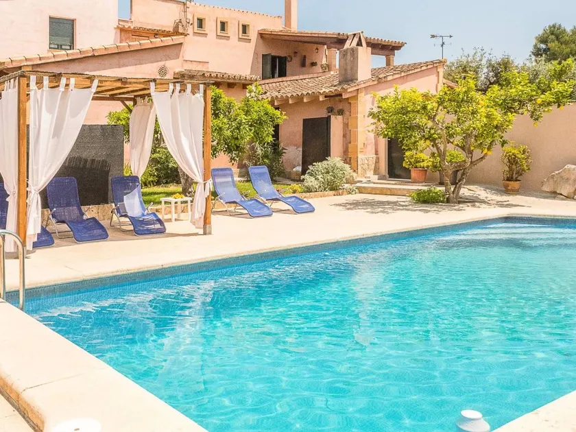 Fully equipped wonderful house with barbecue, terrace & private pool - Image 1