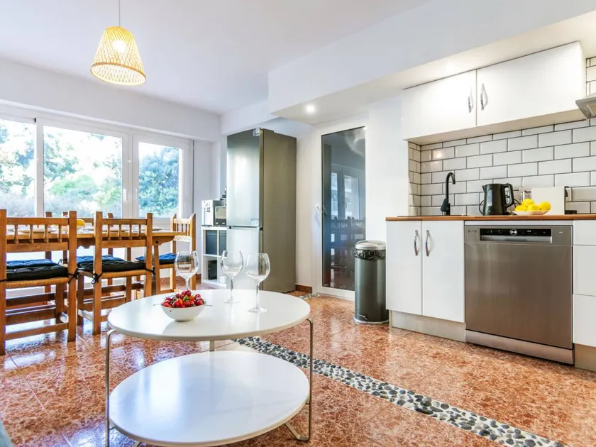 Child-friendly beautiful flat | Close to the beach - Image 1
