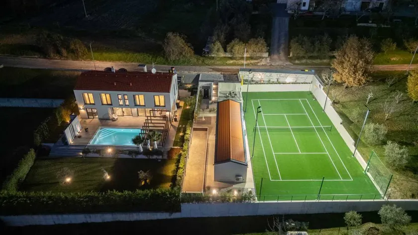 Familienfreundliche Villa mit Pool, Grill und Sauna | Poolblick | Haustiere sind willkommen - Image 1