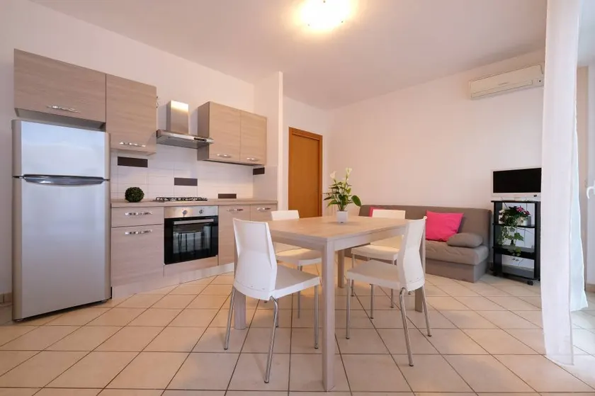 Children-friendly lovely holiday apartment with pool | Beach nearby - Image 1