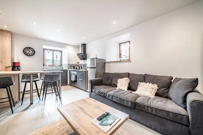 Apartamento vacacional apto para niños | Vistas a la montaña - Image 1