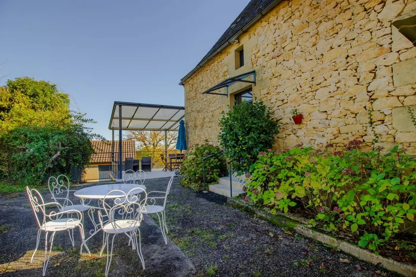 Family-friendly beautiful cottage with terrace, garden & BBQ - Image 1