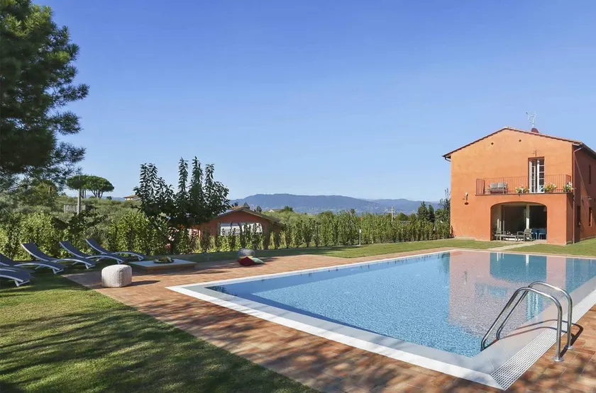 Voll ausgestattete Villa mit Grill, Terrasse und Garten | Panoramablick - Image 1