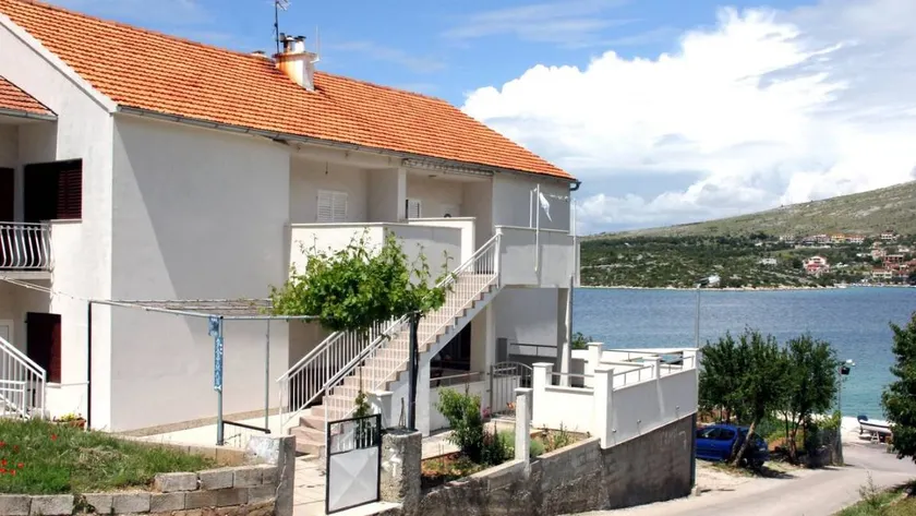 Voll ausgestattete Ferienwohnung mit Grill und Terrasse - Image 1