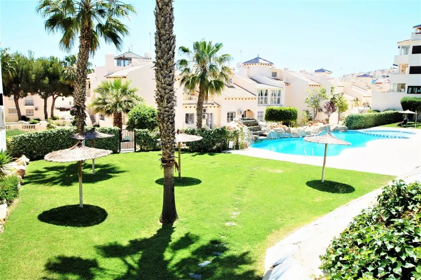 Voll ausgestattetes Ferienhaus mit Garten, Pool und Grill - Image 1