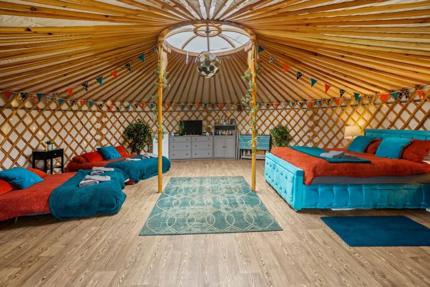 Charming Yurts with Private Hot Tubs Near High Lodge, Great Ellingham, Norfolk - Image 1