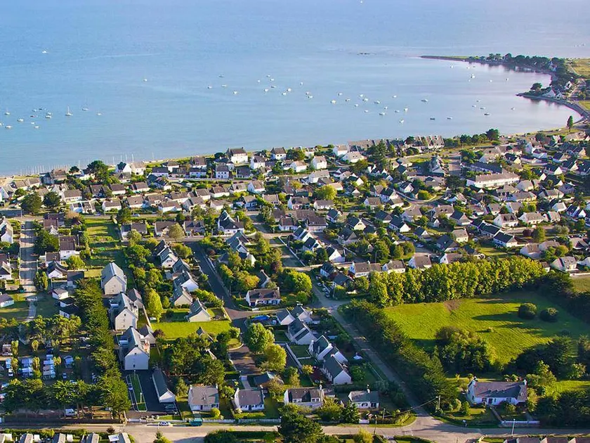 Bungalow avec terrasse | Proche de la plage - Image 1