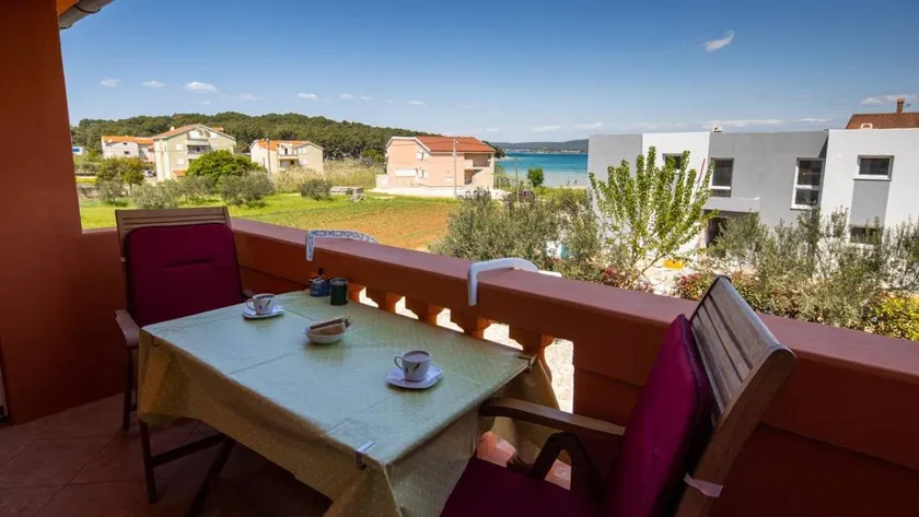Seaview Apartments in Pasman - Happy Rentals - Image 1