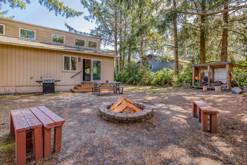Cabin at the Beach - Image 1