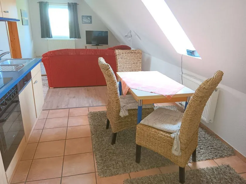 Apartment with barbecue & garden | Panoramic view - Image 1