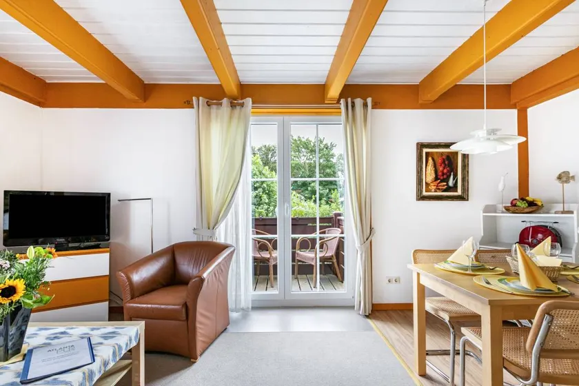 Holiday apartment with barbecue, terrace & garden | Garden view - Image 1