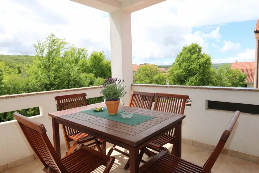Flat with barbeque | Garden view - Image 1