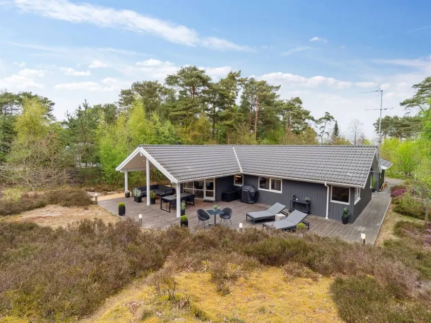 Ferienhaus mit Sauna, Grill und Terrasse - Image 1