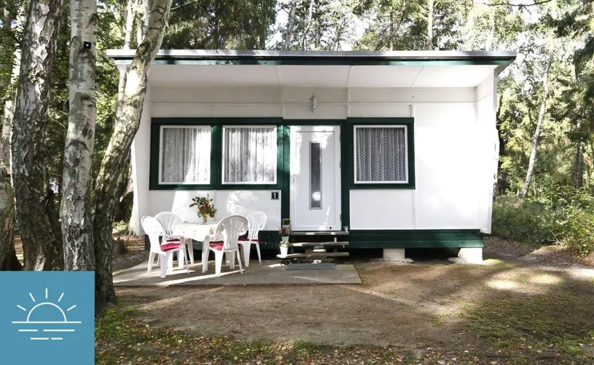 Child-friendly apartment with terrace | Next to the beach | Pets allowed - Image 1