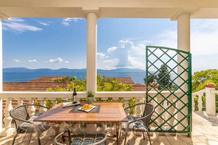 Flat with terrace | Sea view - Image 1