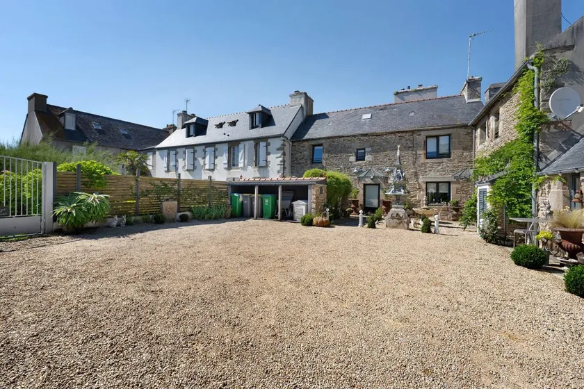 Cottage with terrace | City view | Beach nearby | Pets are welcome - Image 1