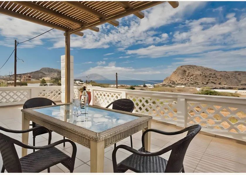Flat with garden & terrace | City view - Image 1