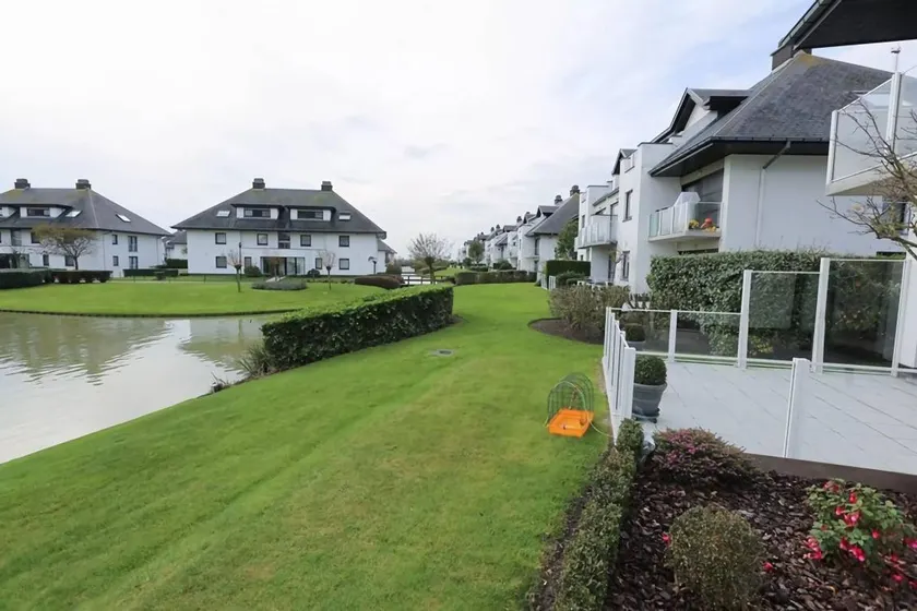 Lovely flat with pool & terrace | Sea view | Beach nearby - Image 1