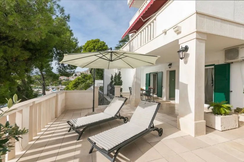 Wonderful apartment with terrace | Sea view | Beach nearby - Image 1