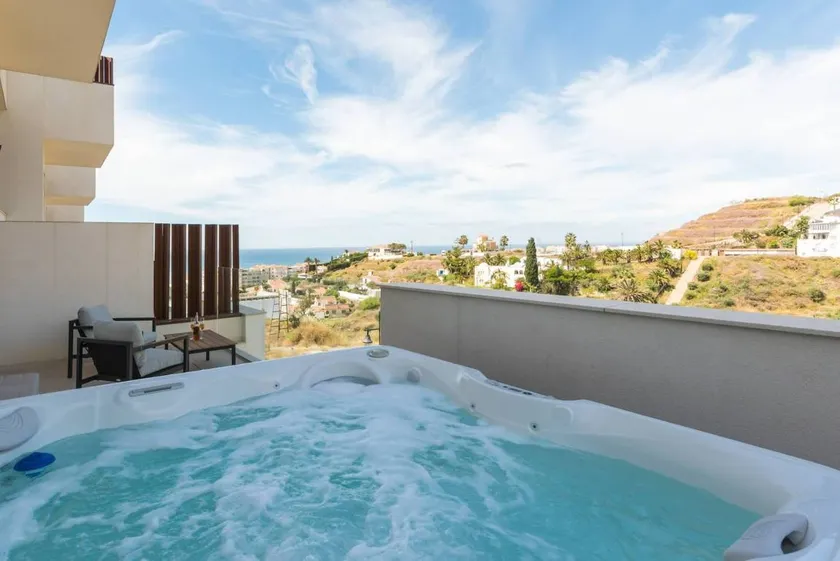 Holiday home with sauna, garden & hot tub - Image 1