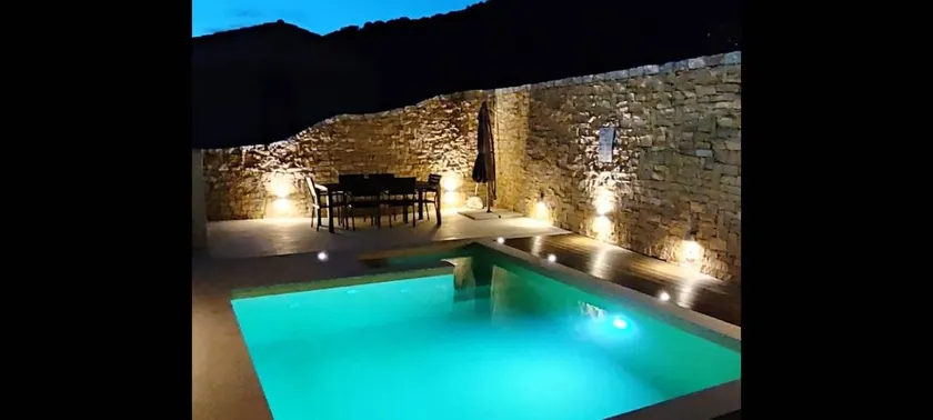Voll ausgestattete charmante Villa mit Garten, Whirlpool und privatem Pool | Meerblick | Haustiere erlaubt - Image 1